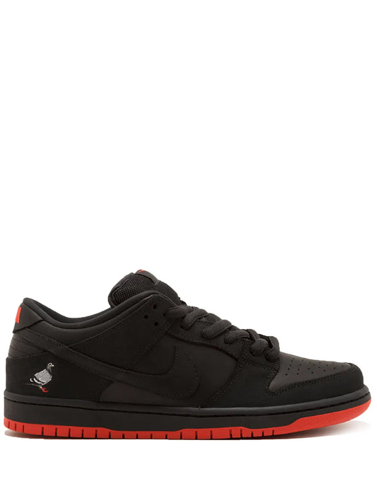 Nike SB Dunk Low TRD QS "Black Pigeon"