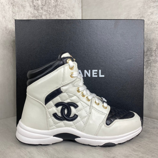 Chanel Interlocking CC High-Top "White-Black"
