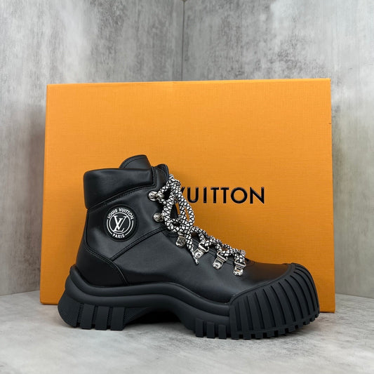 Louis Vuitton Ruby Flat Ranger Boots "Black"