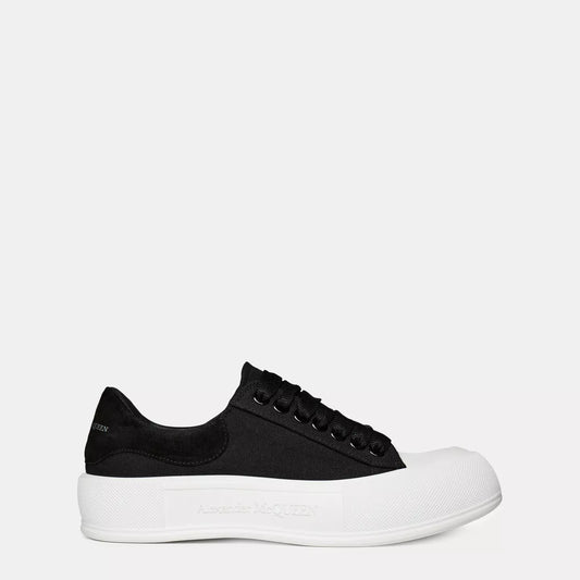 Alexander McQueen Deck Skate Plimsoll "Black-White"