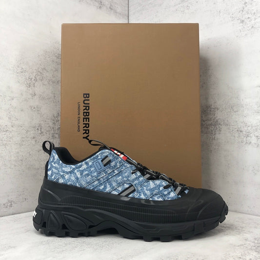 Burberry Arthur "Blue Monogram"