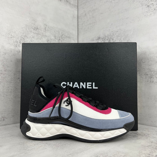 Chanel 22B "White-Pink-Blue"