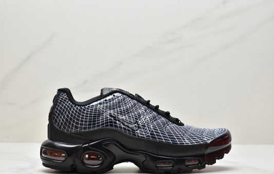 Nike Air VaporMax Plus "Black-White Spider Web"