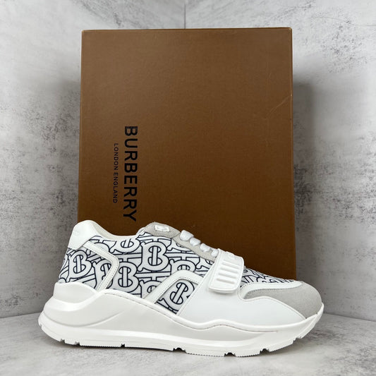 Burberry Ramsey "White-Grey-Black Monogram"