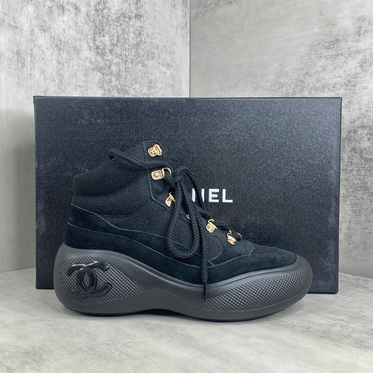 Chanel Snow Boots "Black Suede"