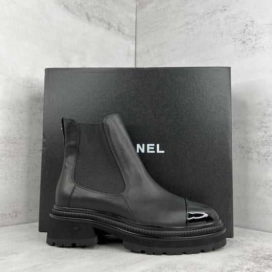 Chanel Chelsea Boots "Black"