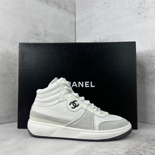 Chanel 22P High-Top "White-Grey"