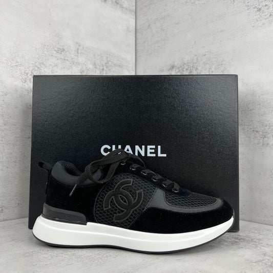 Chanel 22P Low "Black"